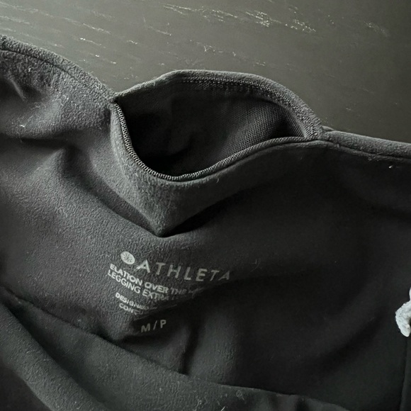 ATHLETA OVER THE HEEL ELATION TIGHT - Picture 7 of 7